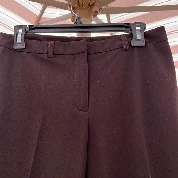 Excellent condition Jones New York Signature size 4 Brown Dress Pants. - Picture 10 of 13